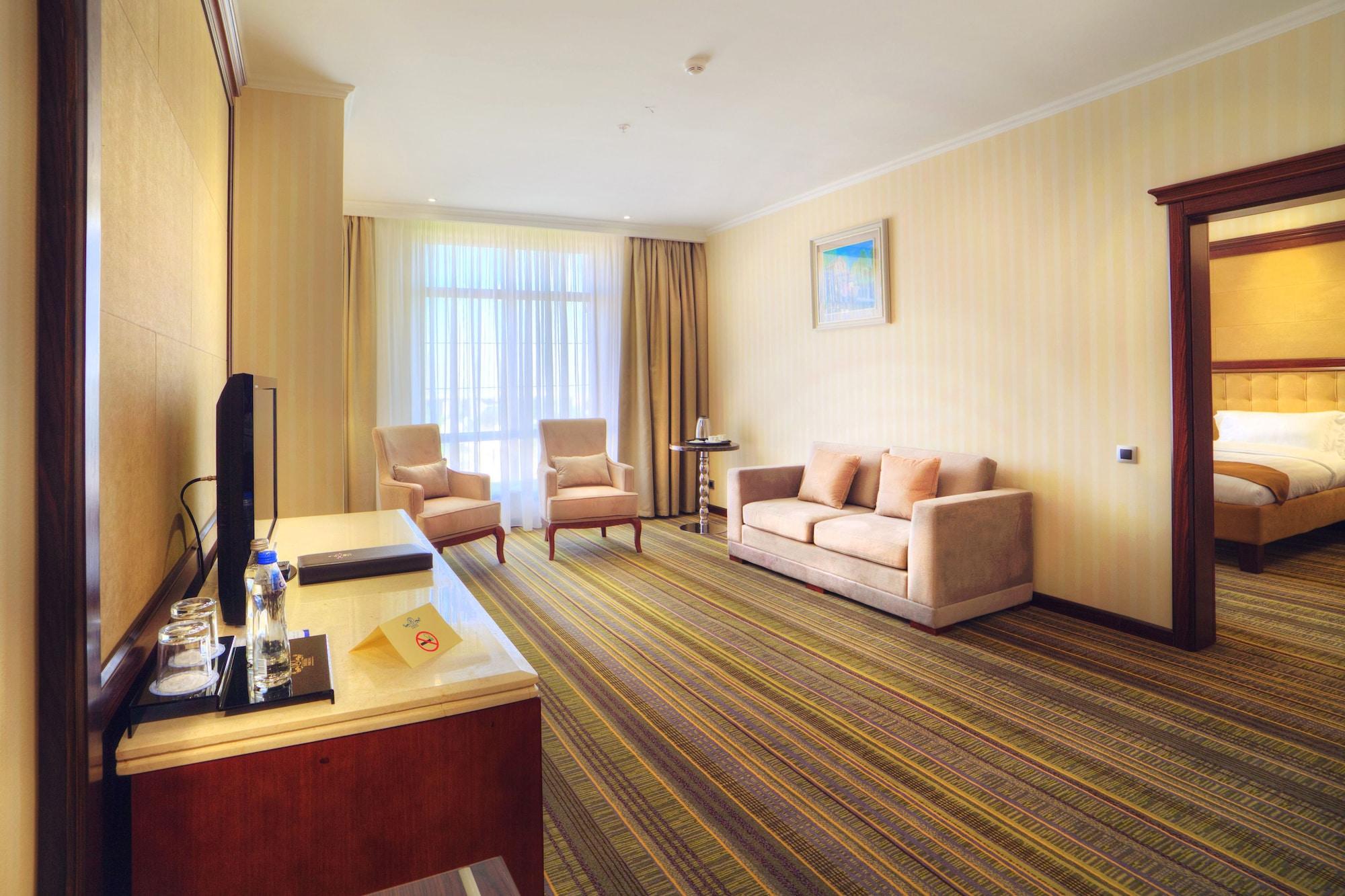 Shera Inn Hotel Αλμάτι Εξωτερικό φωτογραφία