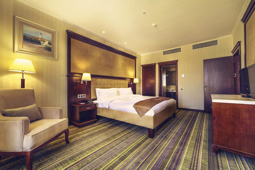 Shera Inn Hotel Αλμάτι Εξωτερικό φωτογραφία